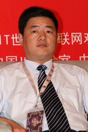 科技时代_图文:新竞争力网络营销总裁冯英健